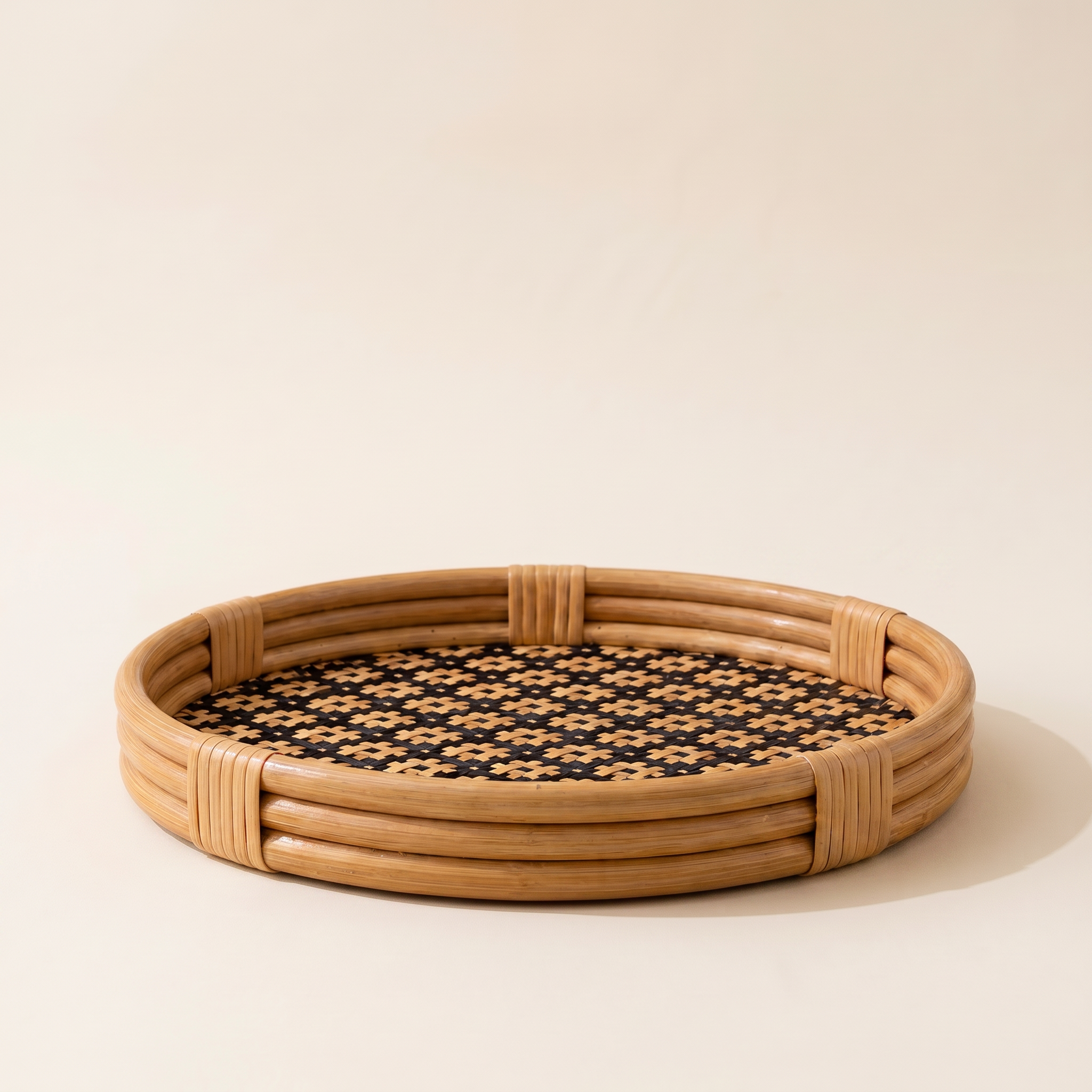 Bamboo & Water Hyacinth Round Tray