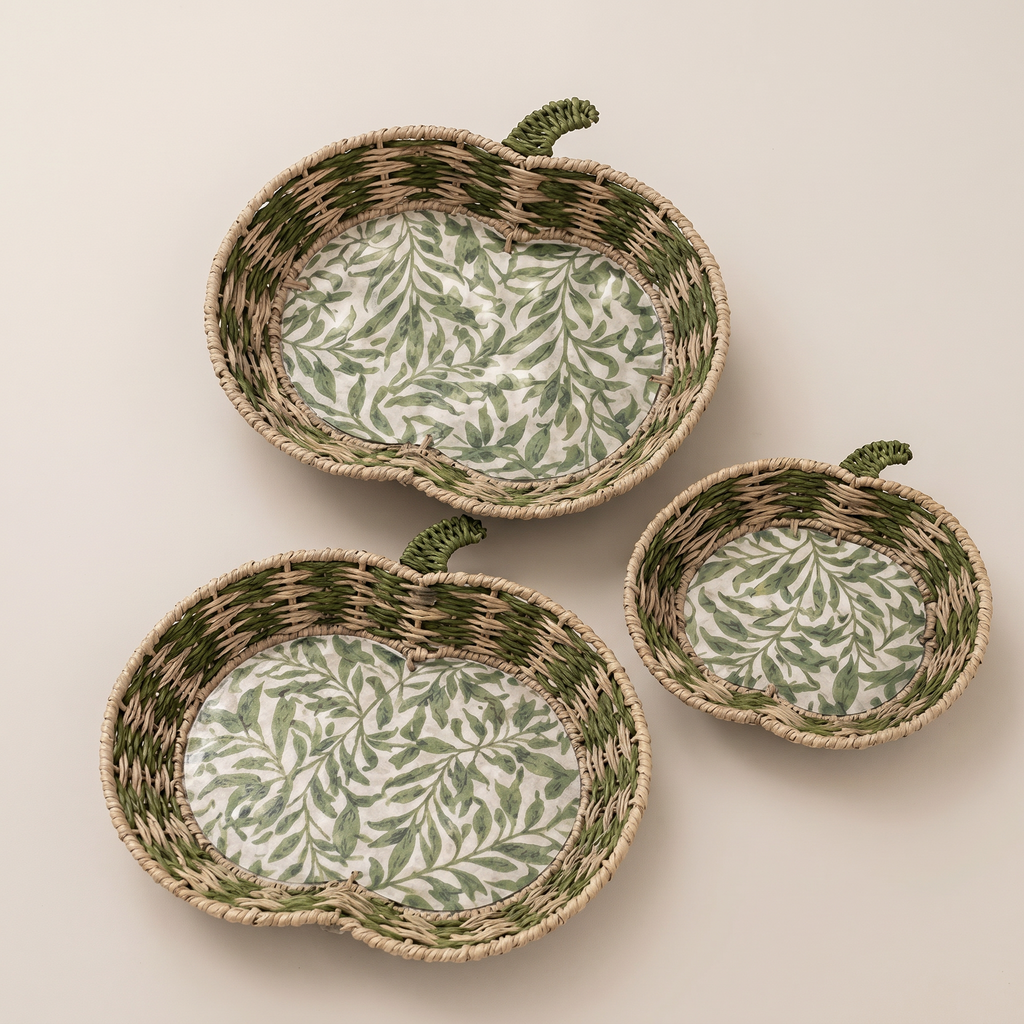 Green Leaf Apple Woven Tray